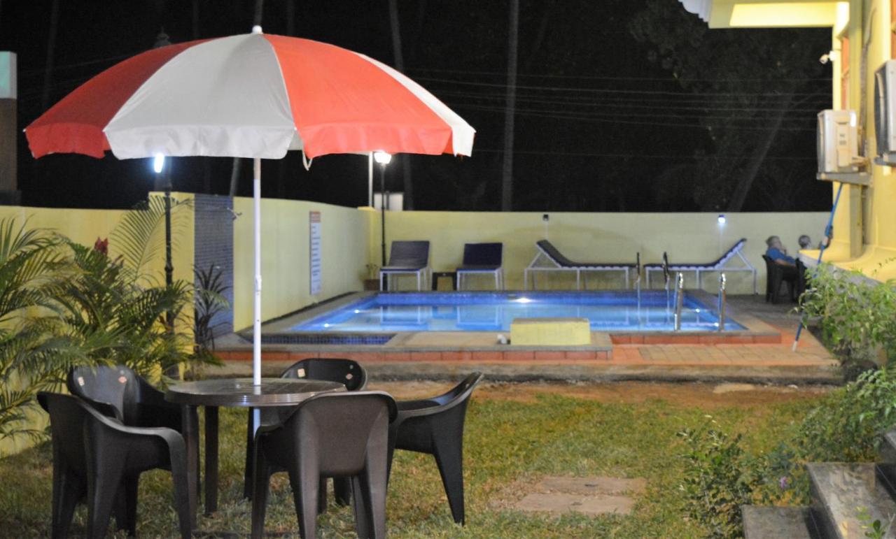 Sonikas Holiday Homes Candolim Eksteriør bilde